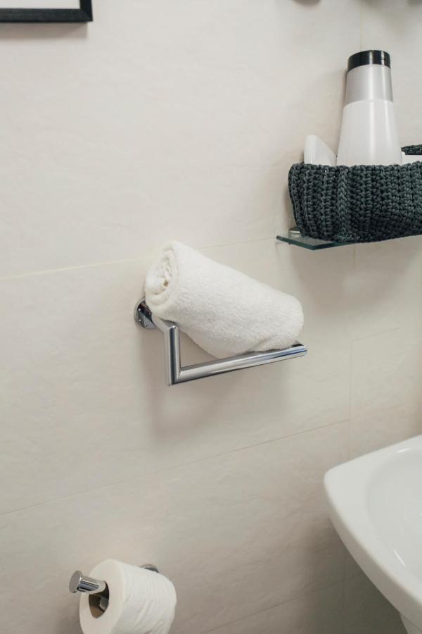 Comfortable Duplex- 1Bd 2Bth- Dean Miranda Севилья Экстерьер фото